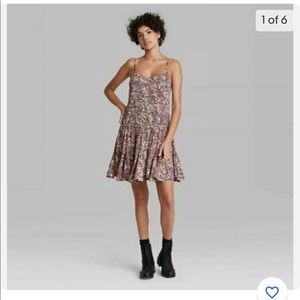 Sleeveless trapeze swing dress